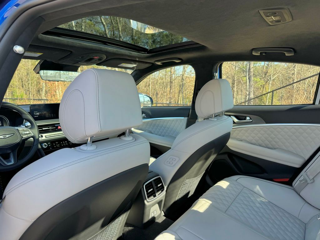2025 Genesis G70 3.3T Sport Advanced photo 20