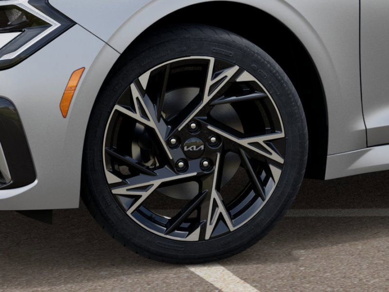 2026 Kia K5 GT-Line photo 9