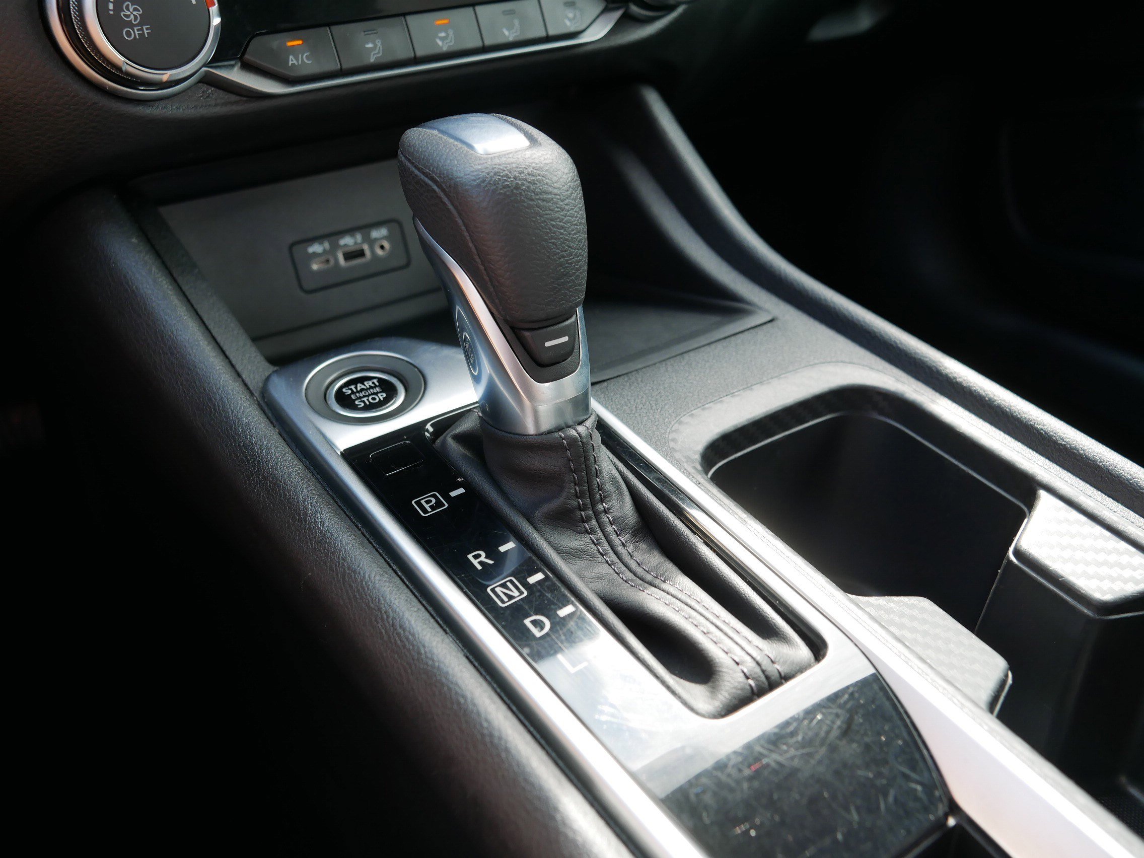 2023 Nissan Sentra SV photo 23