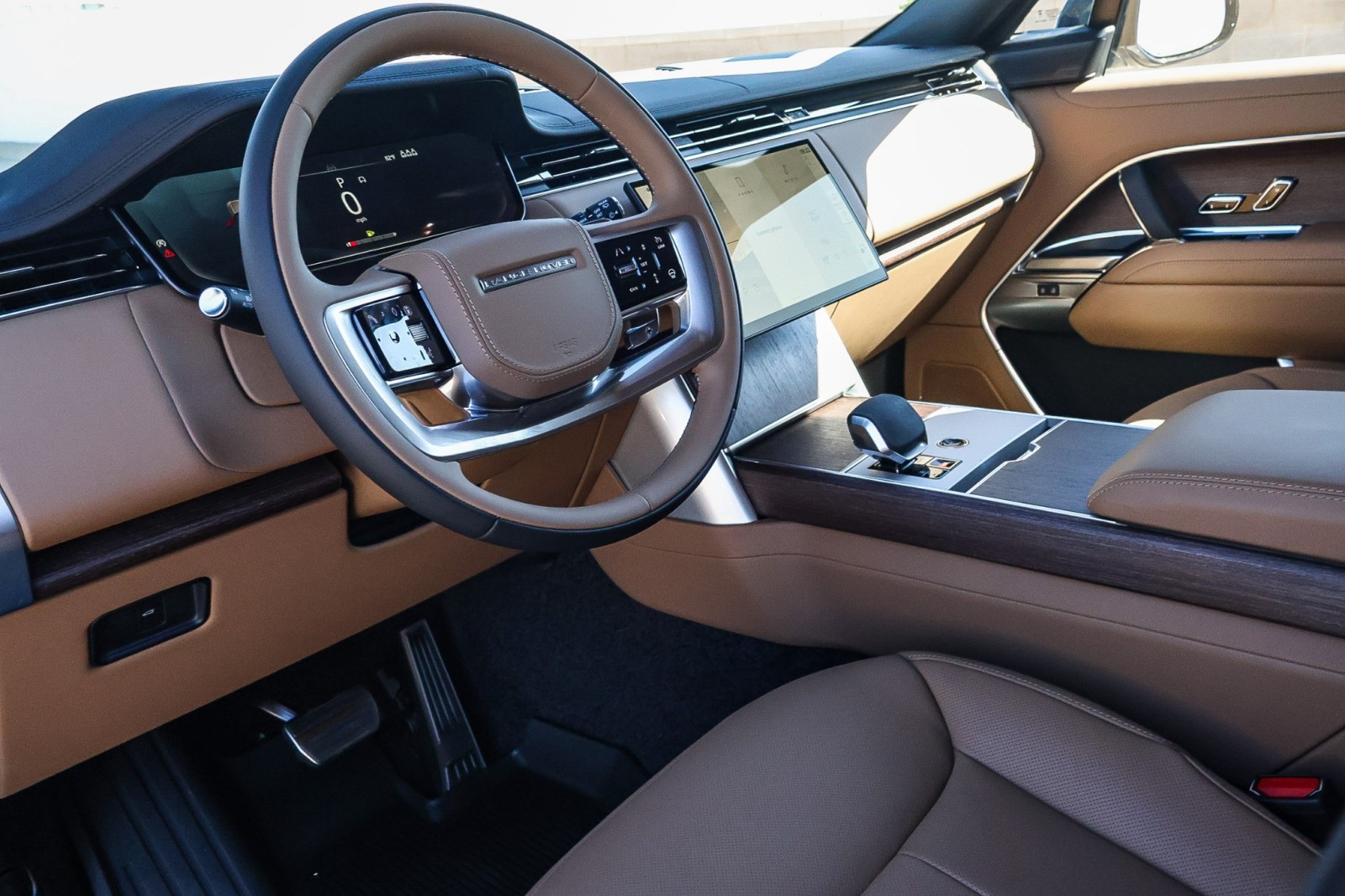 2025 Land Rover Range Rover SE photo 17