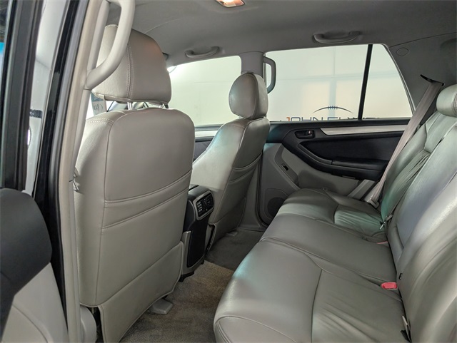 2004 Toyota 4Runner Limited photo 10