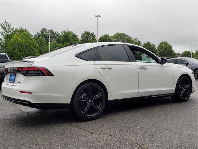 2025 Honda Accord Hybrid Sport-L photo 3