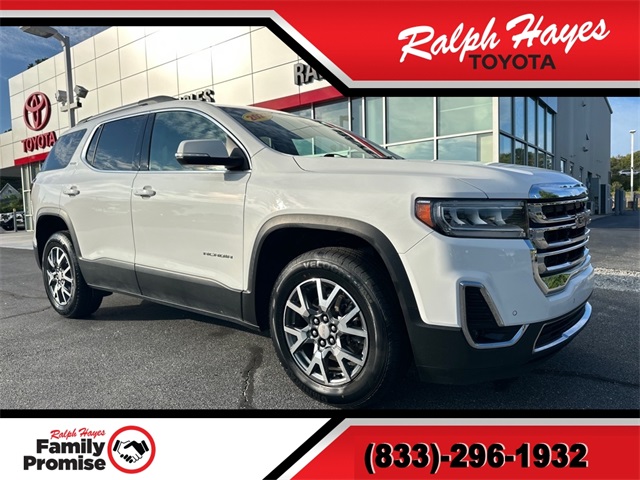 2023 GMC Acadia SLT's photo