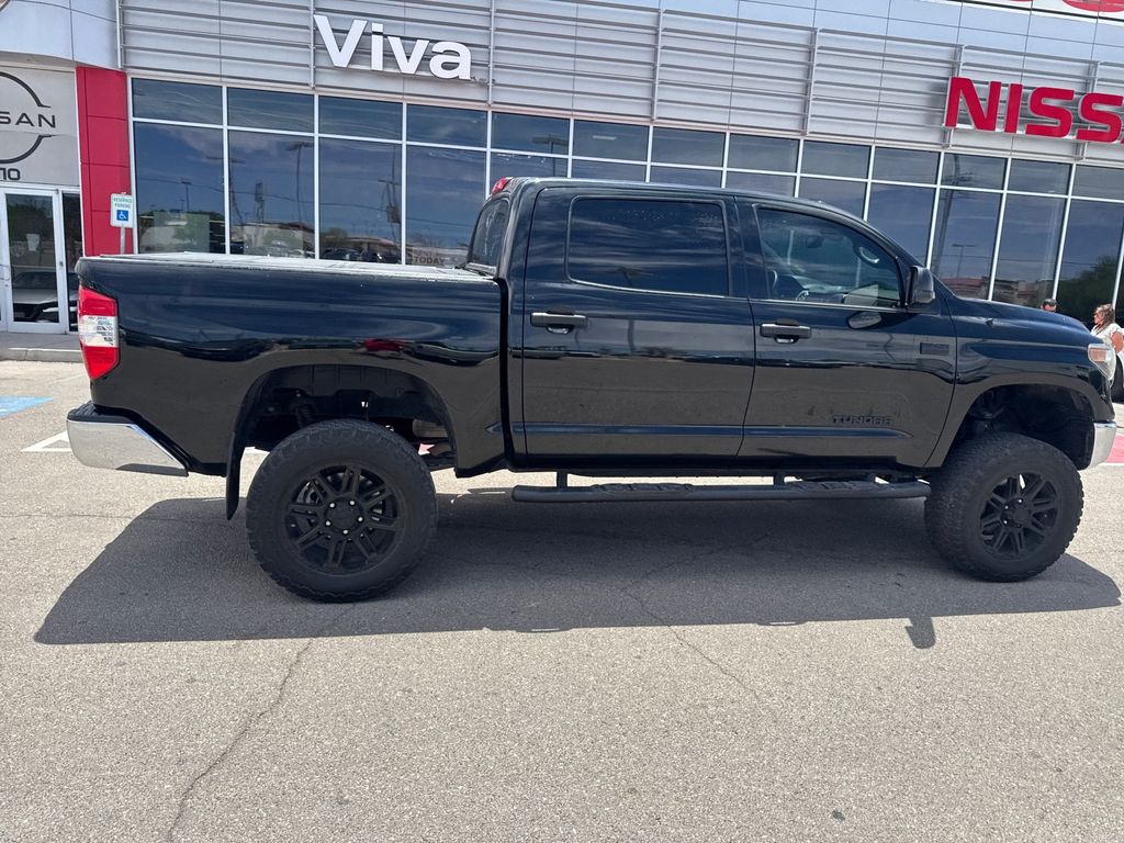 Used 2019 Black Toyota  image 39
