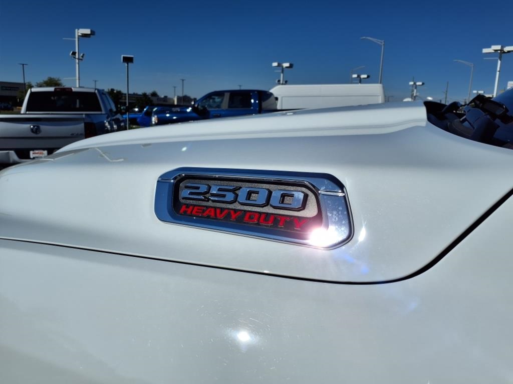 2024 Ram 2500 Big Horn photo 6