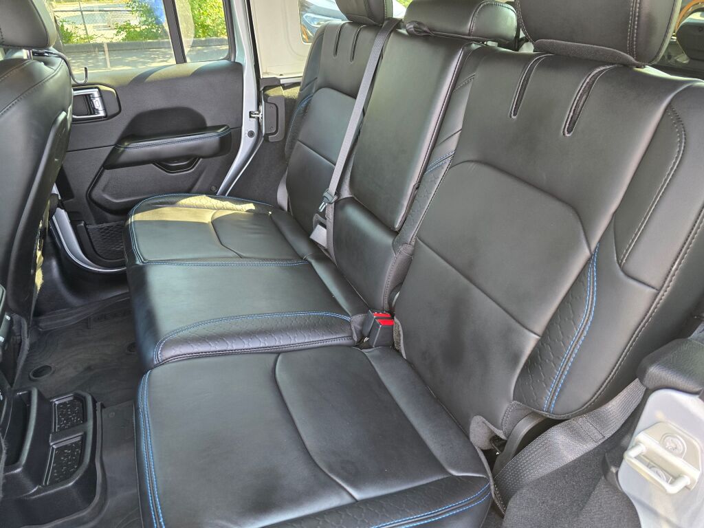 2024 Jeep Wrangler High Altitude 4xe photo 16