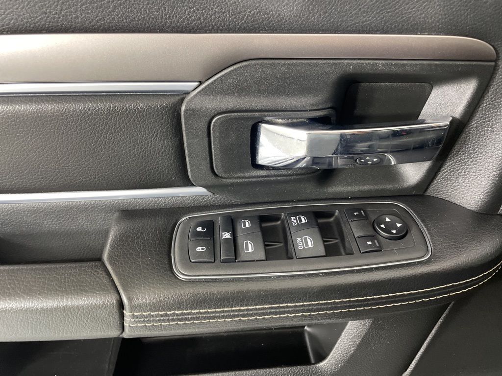 2023 Ram 1500 Classic Warlock photo 18