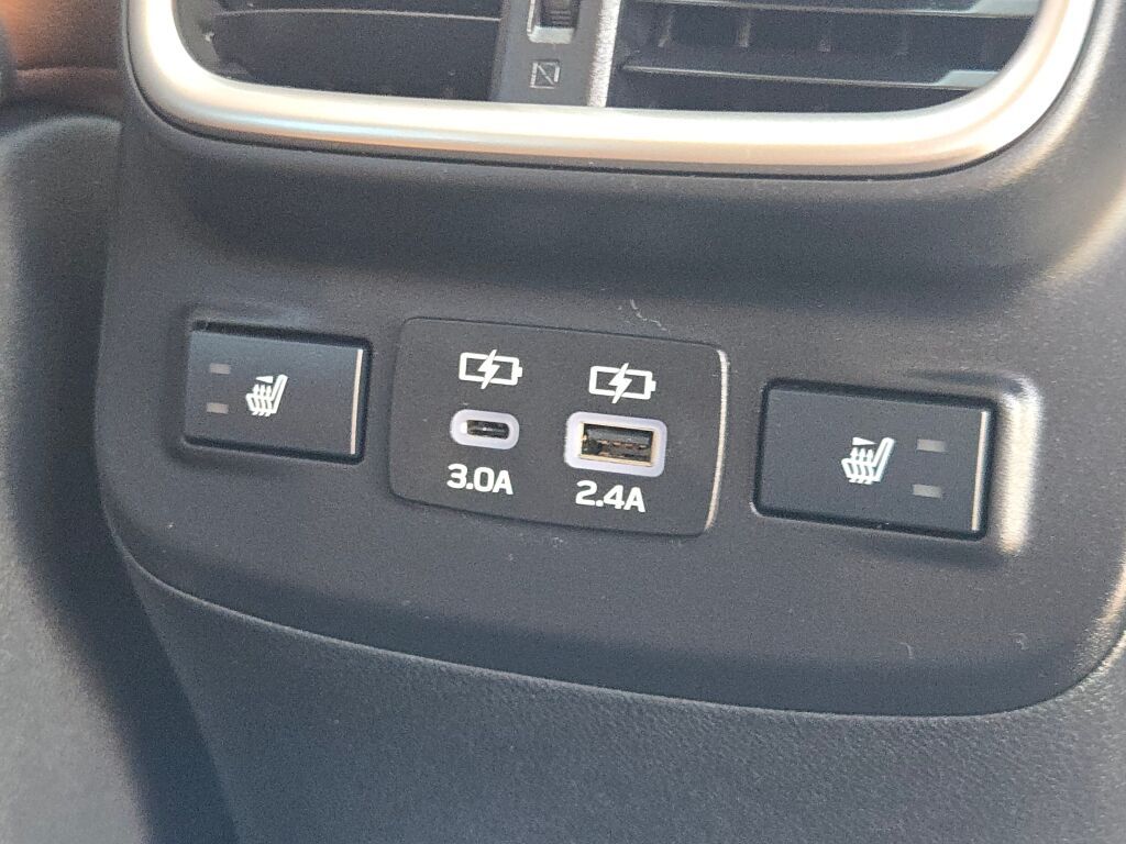 2023 Subaru Outback Touring photo 8