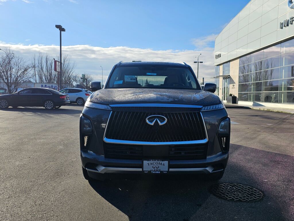 2025 Infiniti QX80 Luxe photo 2