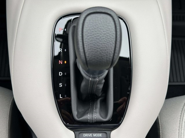 2026 Honda HR-V LX photo 18