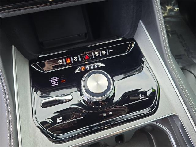2025 Jeep Wagoneer Series II photo 18