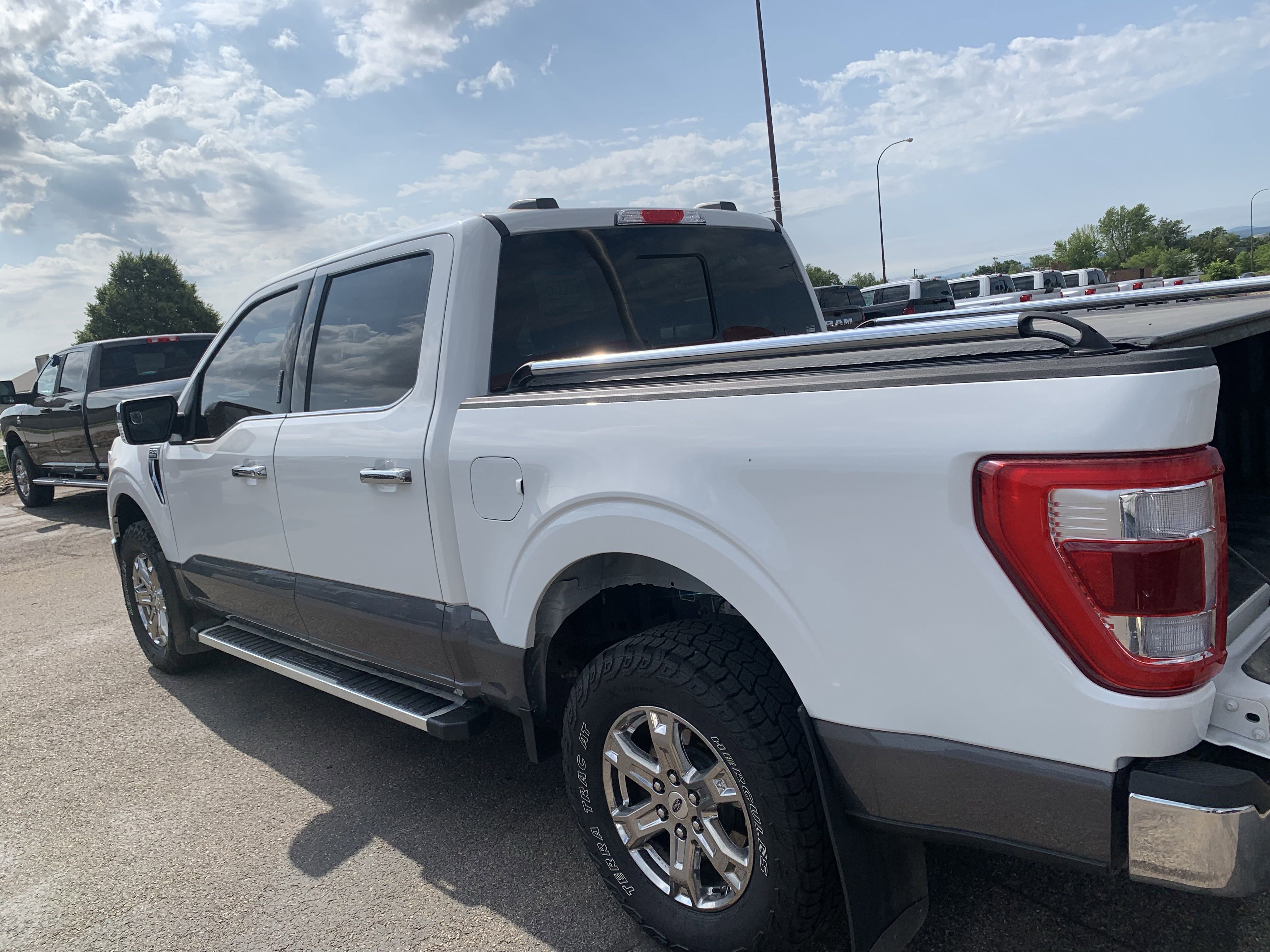 2023 Ford F-150 Lariat photo 3