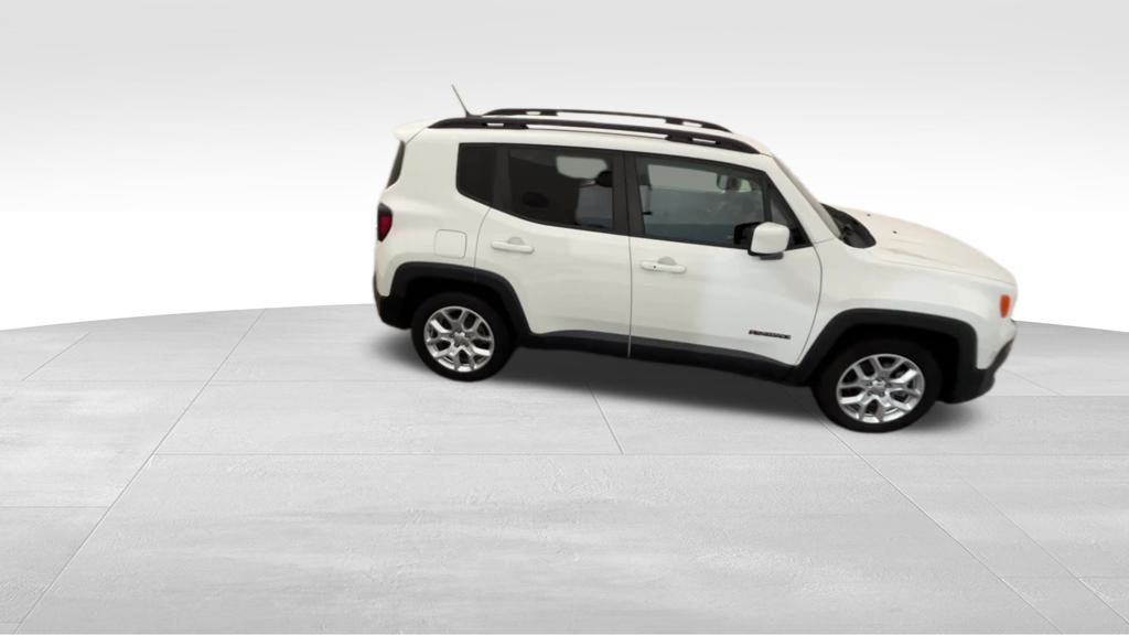 2017 Jeep Renegade Latitude North Edition photo 5