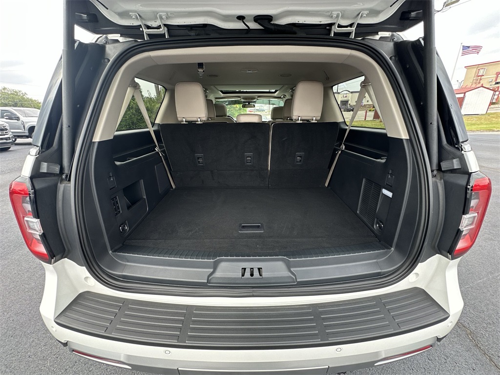 2024 Ford Expedition MAX Limited photo 24