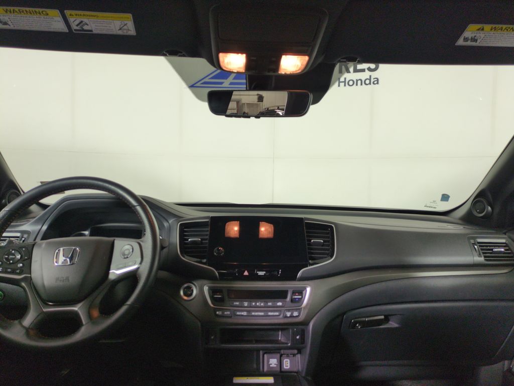 2022 Honda Pilot TrailSport photo 17