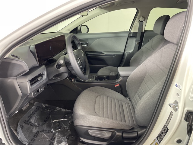 2025 Kia K4 EX photo 16