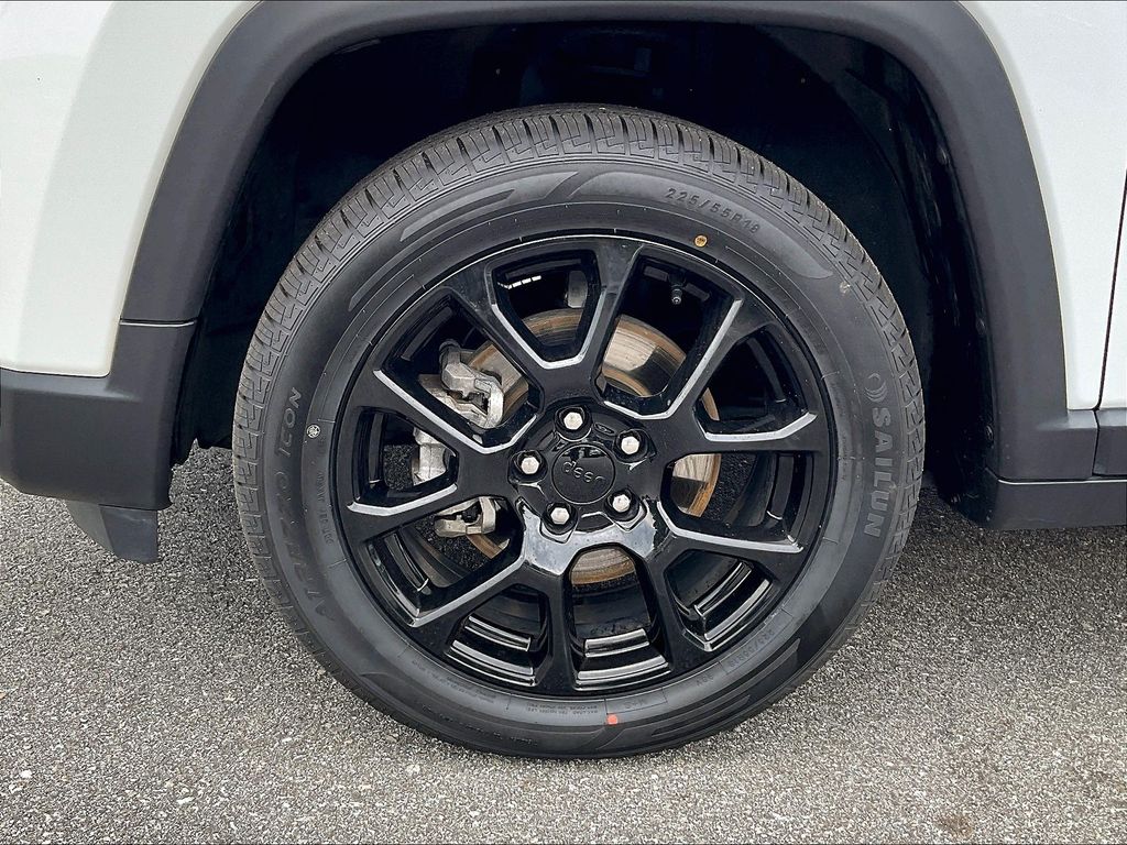 2022 Jeep Compass Altitude photo 3