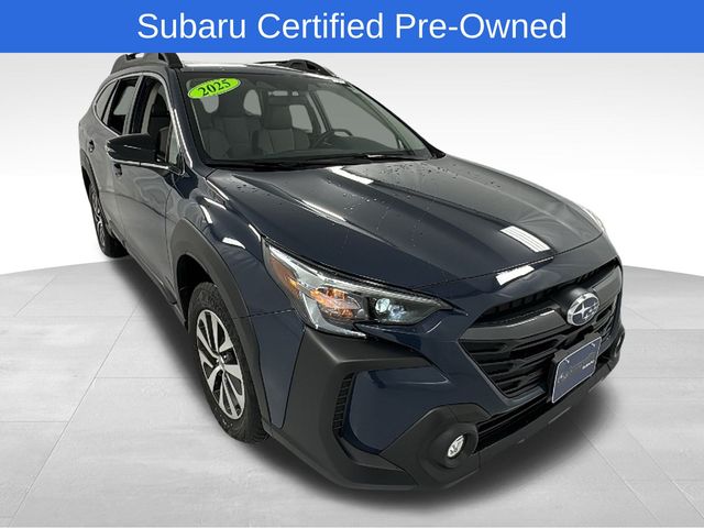 2025 Subaru Outback Premium's photo