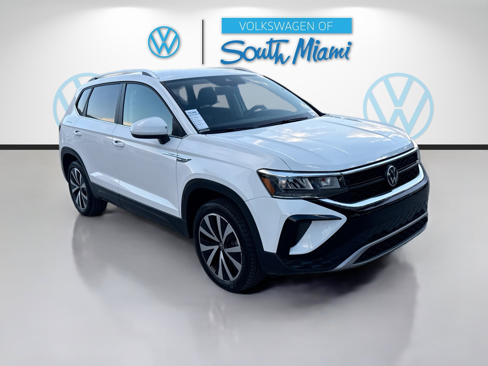 2022 Volkswagen Taos SE's photo