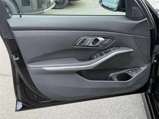 2023 Bmw 330e photo 19