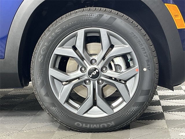 2026 Kia Seltos LX photo 2