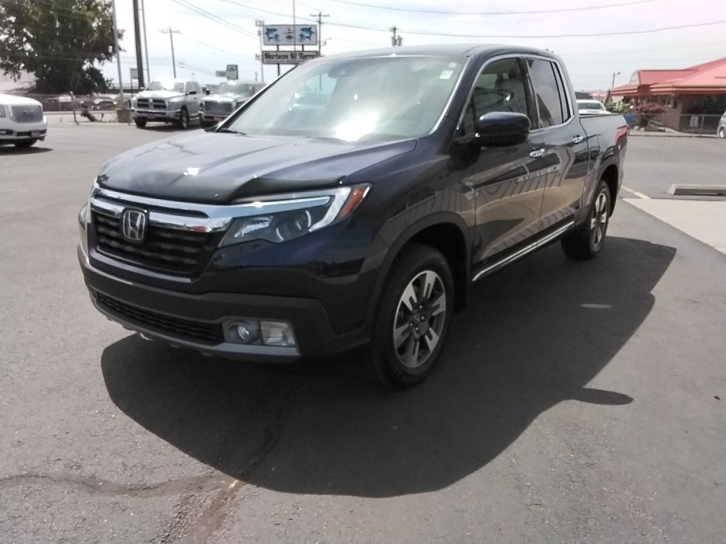 2017 Honda Ridgeline RTL-E photo 3