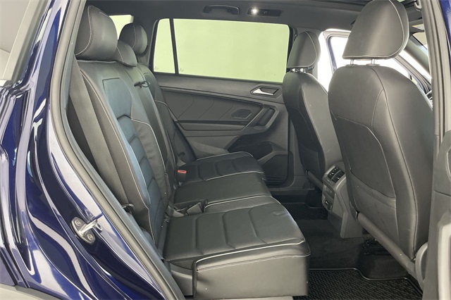 2021 Volkswagen Tiguan SEL Premium R-Line photo 40