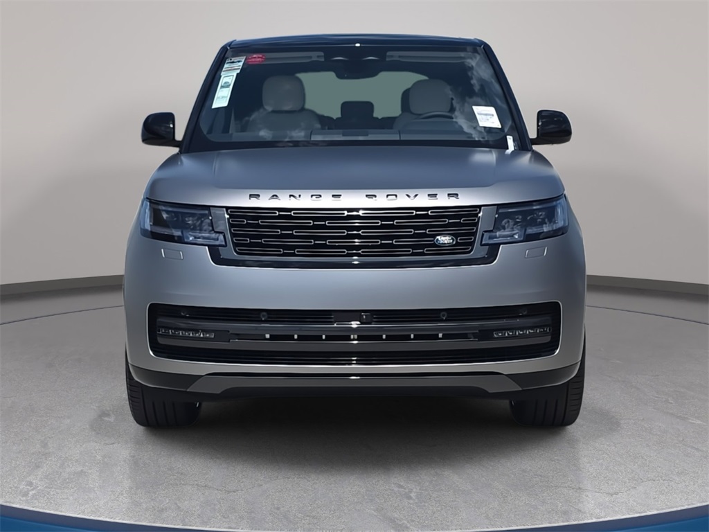 2025 Land Rover Range Rover SE photo 2