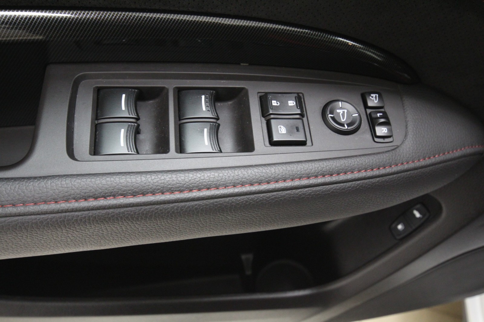 2020 Acura MDX A-Spec SH-AWD photo 30