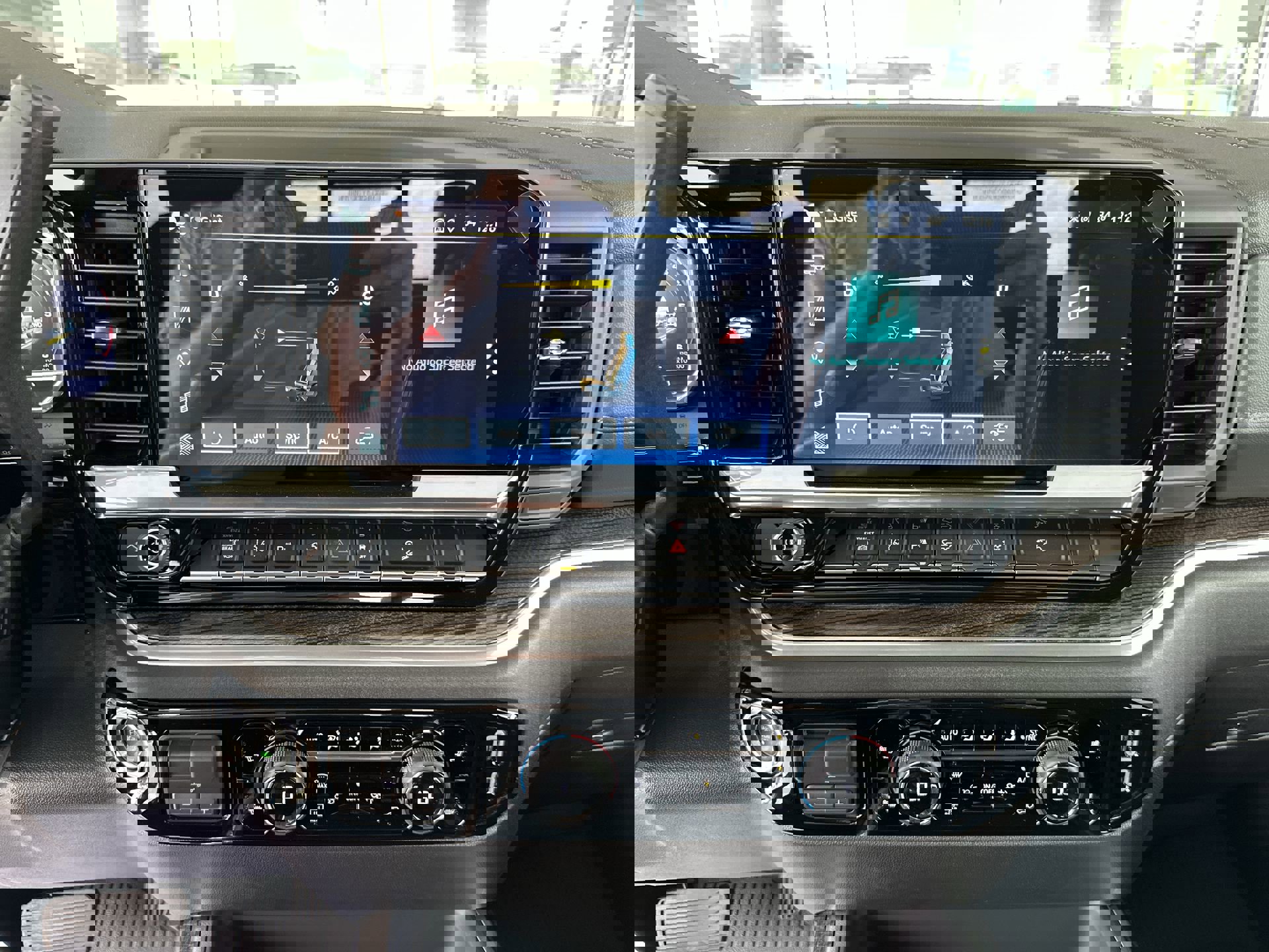 2025 Chevrolet Silverado 2500HD LT photo 29