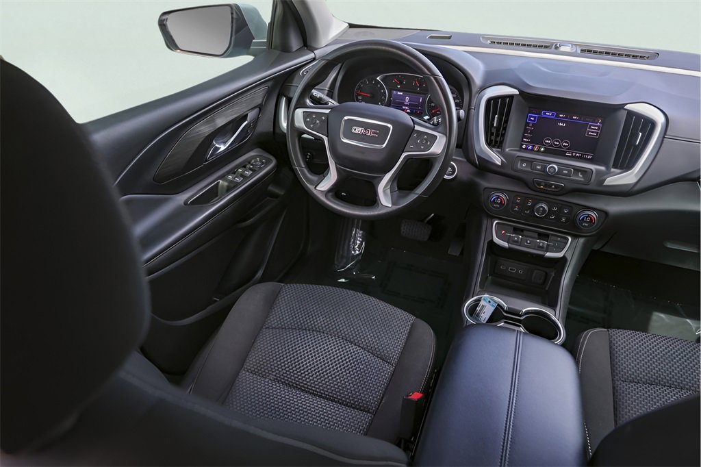 2022 Gmc Terrain SLE photo 25