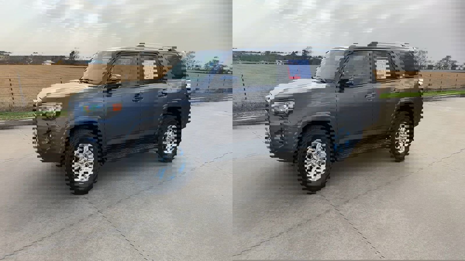 2020 Toyota 4Runner SR5 Premium 2WD photo 4