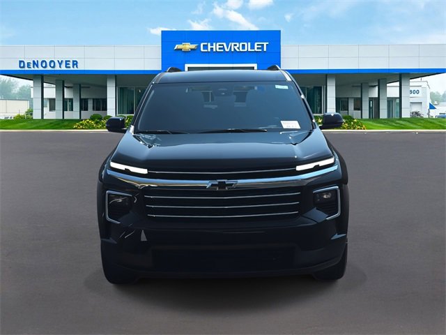 2026 Chevrolet Traverse photo 2