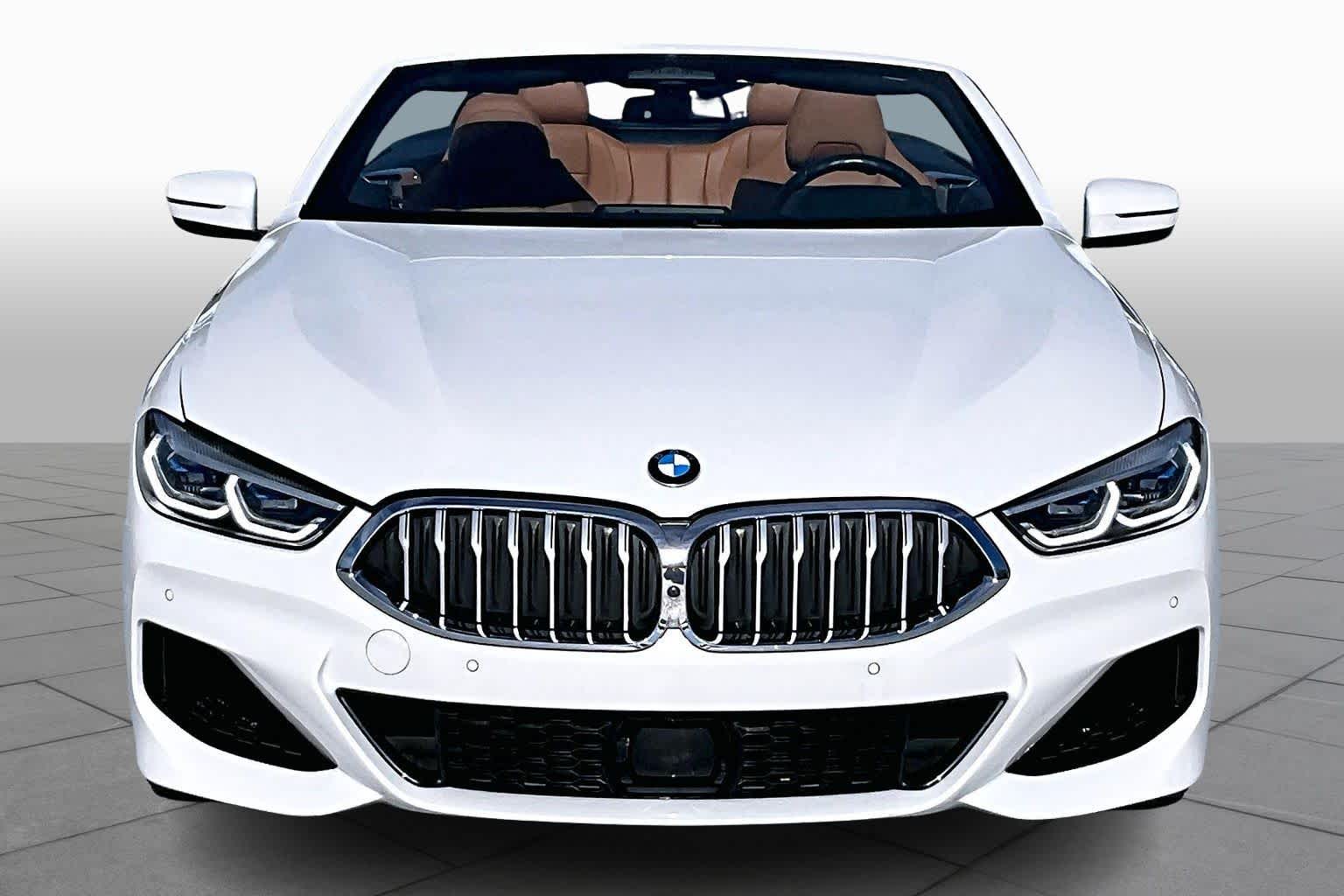 2022 BMW 8 Series 840i's photo