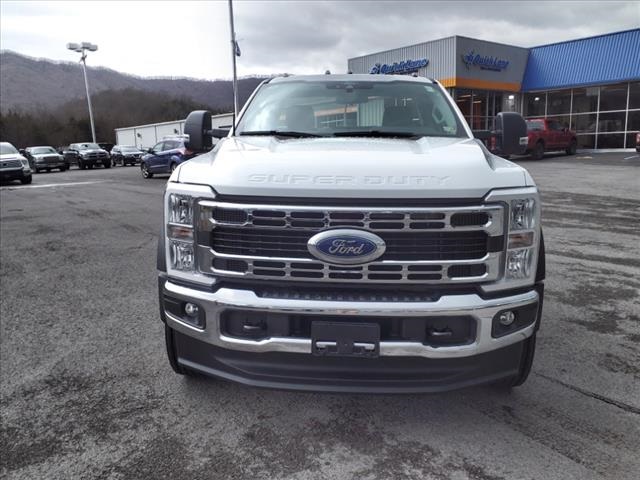 2024 Ford F-600 photo 9