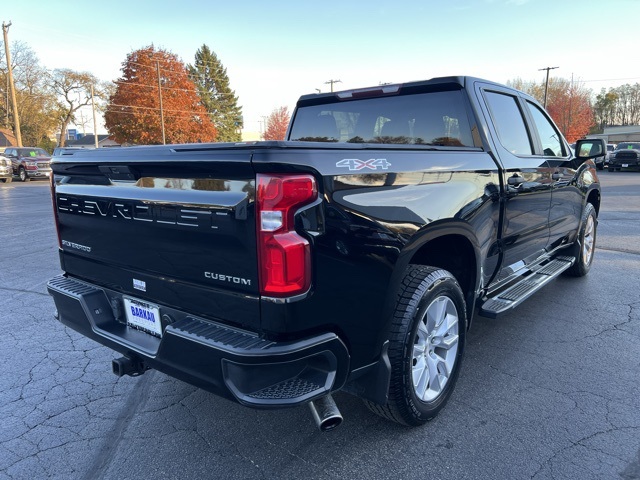 2020 Chevrolet Silverado 1500 Custom photo 3