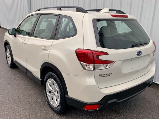 2021 Subaru Forester Base photo 4