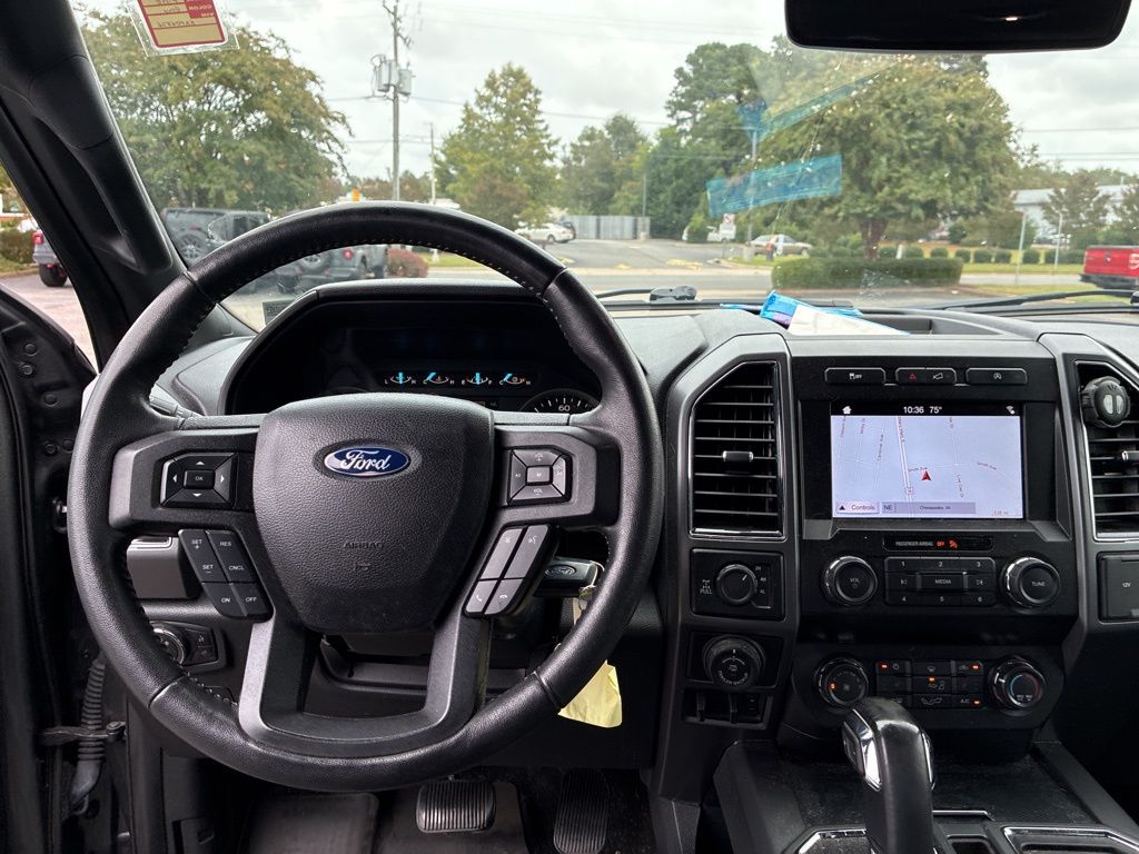 2019 Ford F-150 XLT photo 23