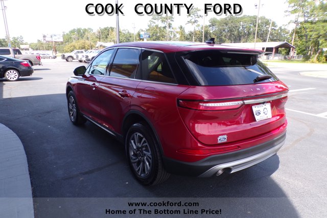 2023 Lincoln Corsair Standard photo 11
