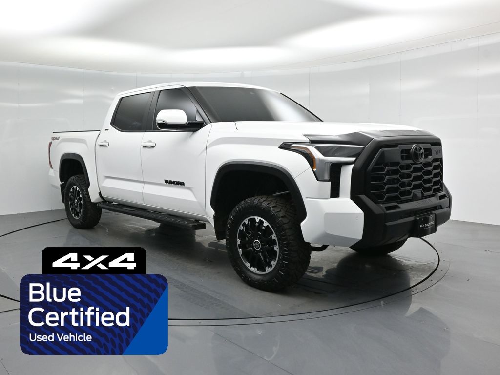 2024 Toyota Tundra SR5's photo