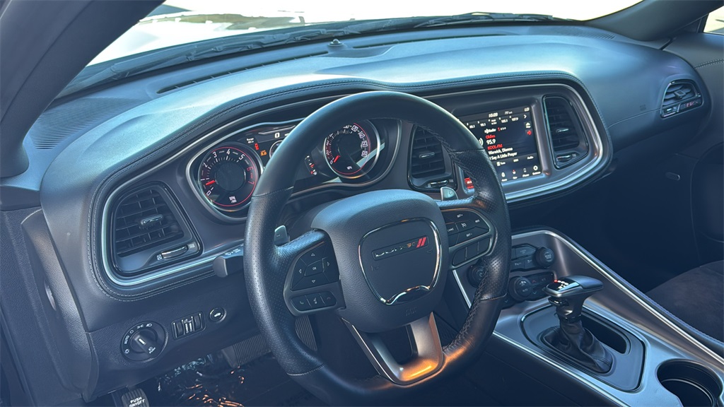 2022 Dodge Challenger R/T Scat Pack photo 21
