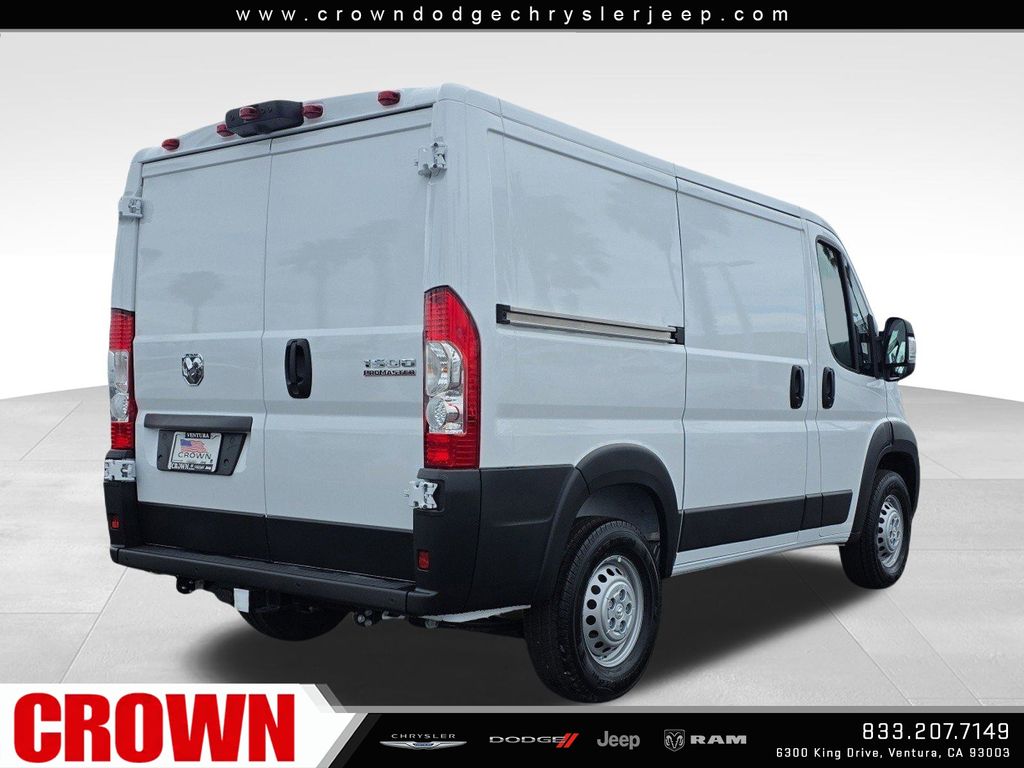 2025 Ram ProMaster 1500 photo 3