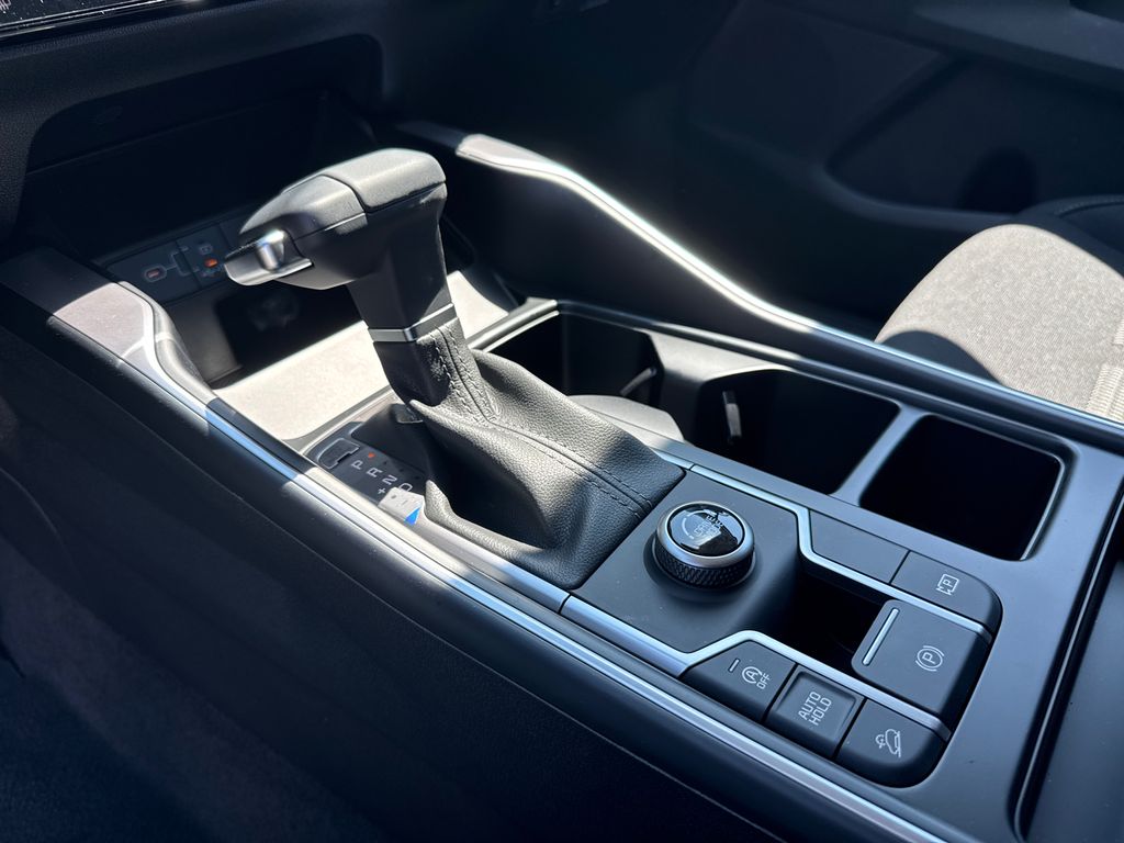 2026 Kia Sorento S photo 29