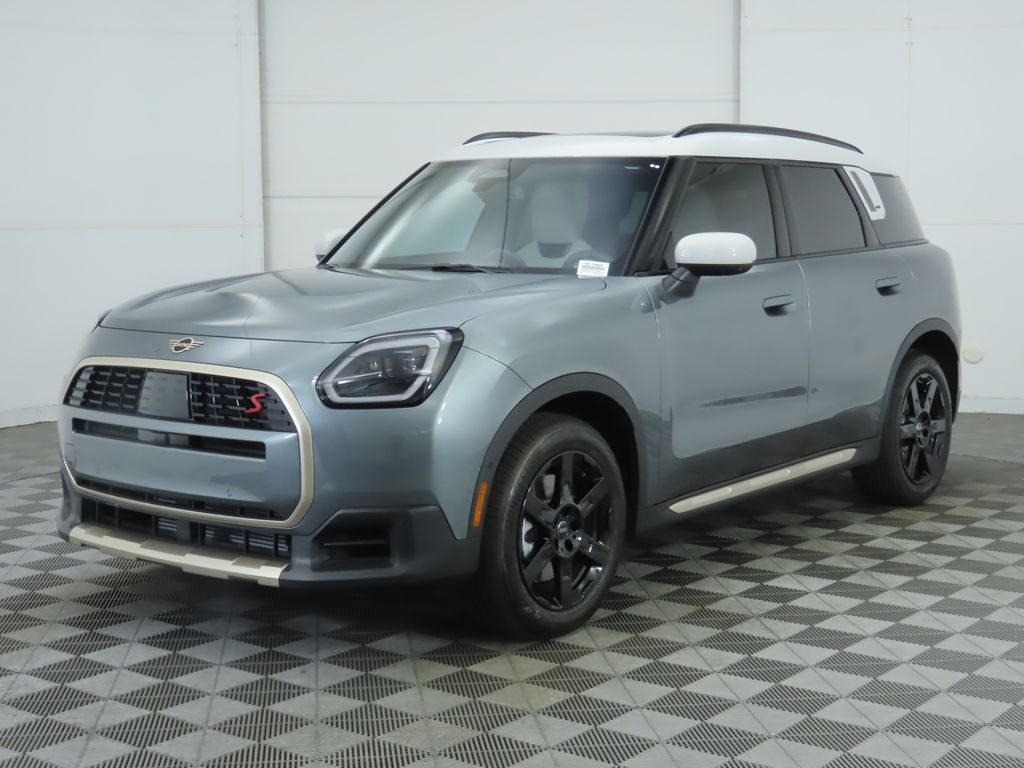 2026 MINI Countryman S's photo