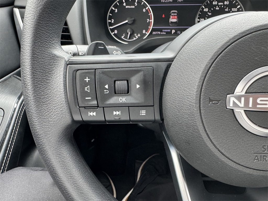 2024 Nissan Rogue SV photo 21