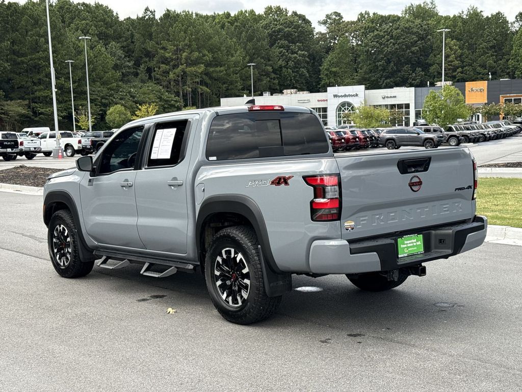 2024 Nissan Frontier PRO-4X photo 3