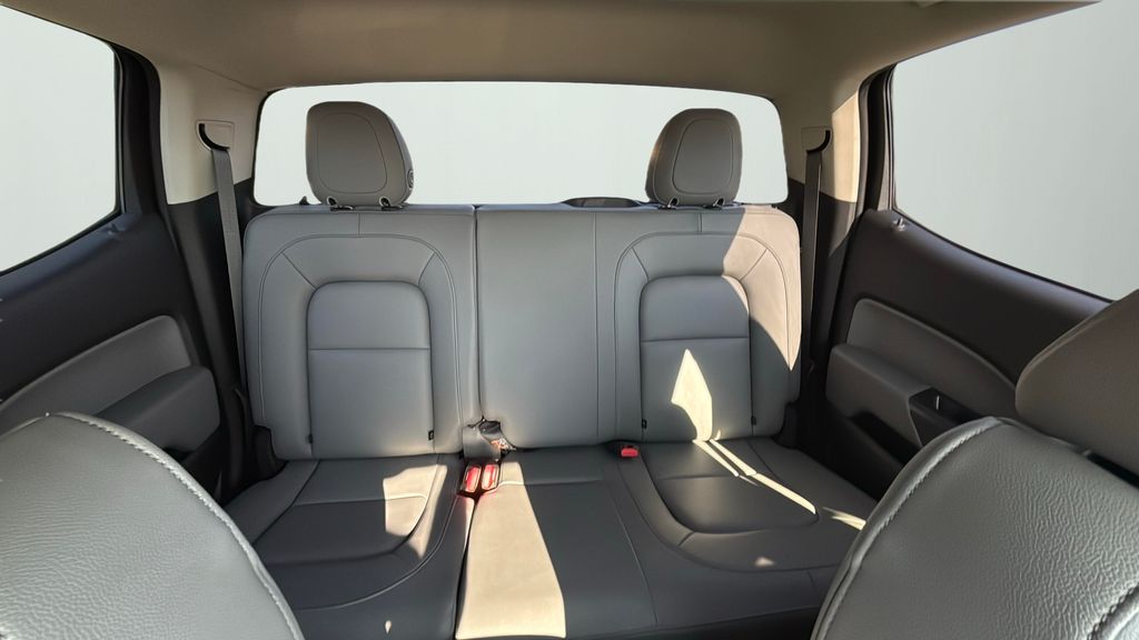 2017 Gmc Canyon Base photo 19