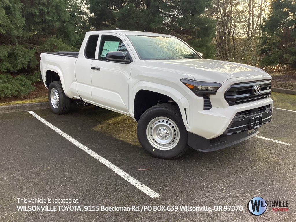 2025 Toyota Tacoma SR's photo