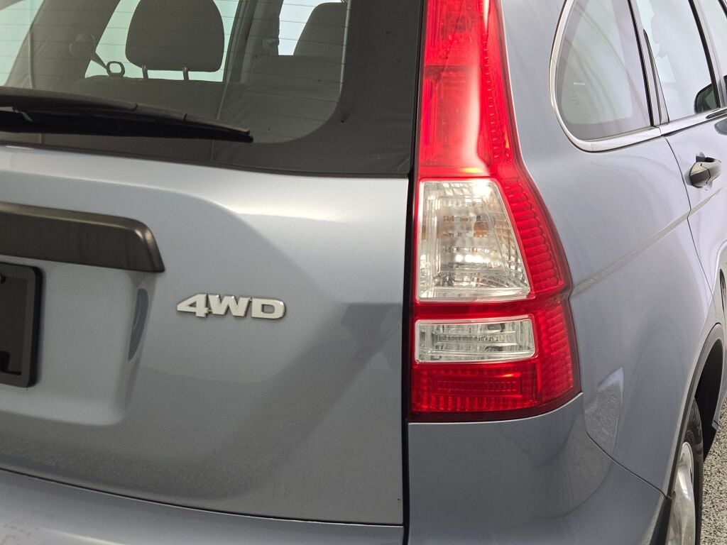 2011 Honda CR-V LX photo 13