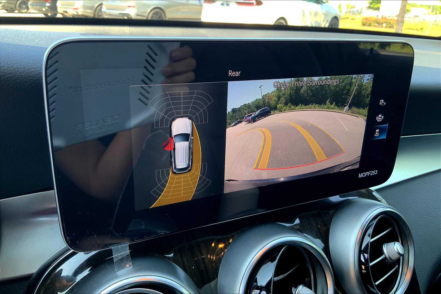 2021 Mercedes Benz GLC 300 photo 31